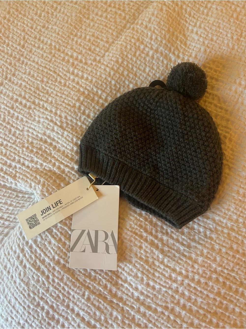 Zara Kids Knit Pom-Pom Beanie